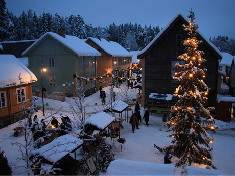 Julemarked i skumringen