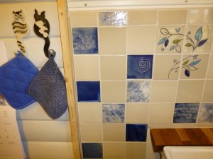 Kattekroker til grytekluter og forkle.