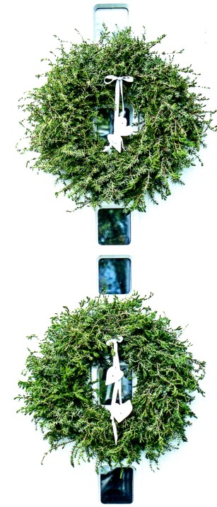 Tara side Kari 2kranserMålfrid Keramikk keramikkhjerter 197